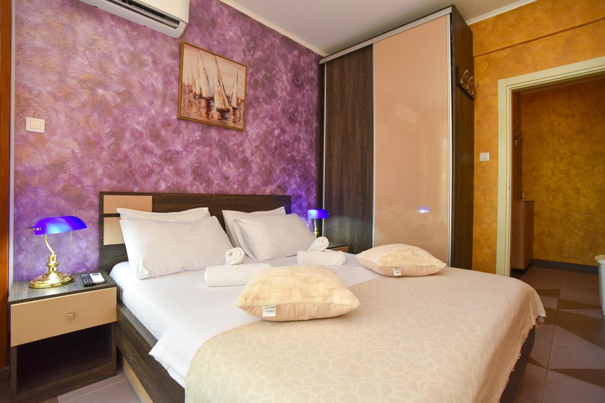Apartment Golden Lavender บุดวา ภายนอก รูปภาพ